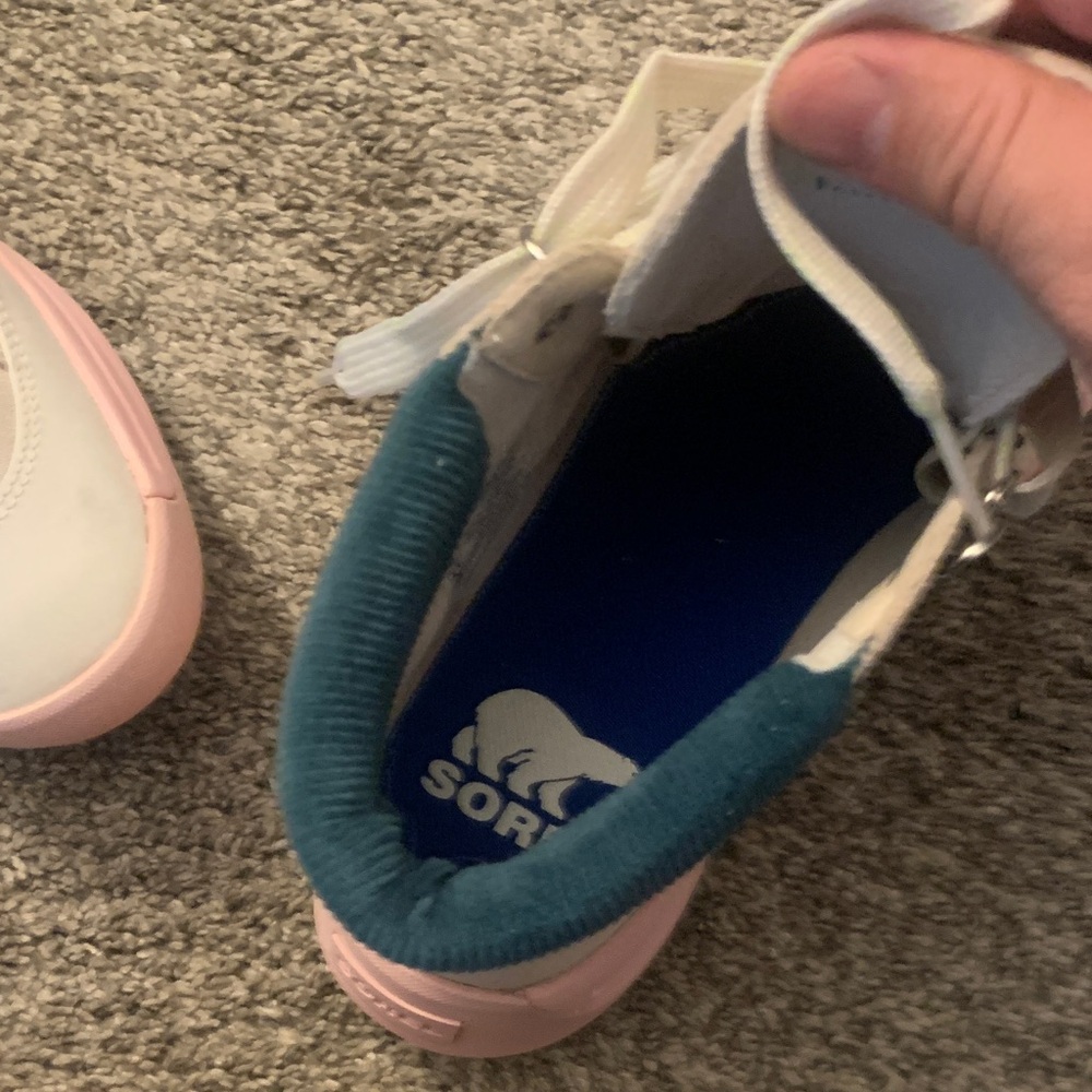 Sorel Women's Sneakers in Cream, Pink, and Teal - Picture 4 of 7